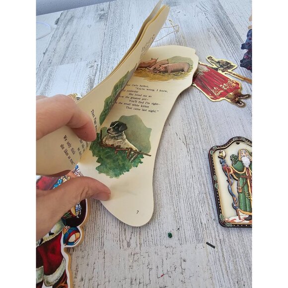 Merrimack cardboard paper Santa ornament set unique decor Xmas tree - Picture 7 of 16